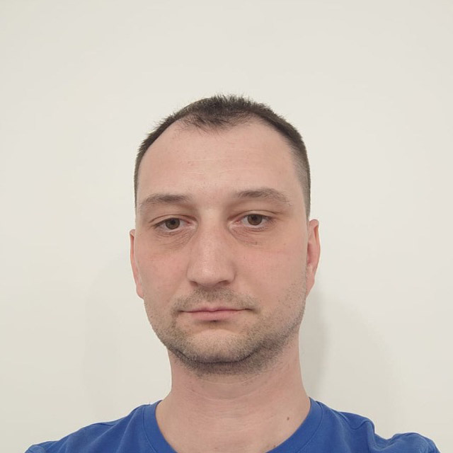 Сотрудник команды Service-V