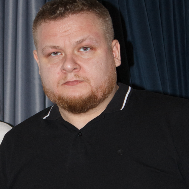 Сотрудник команды Service-V
